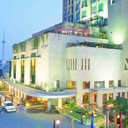 Hotel City Park Delhi (National Capital Territory of India) Exterior foto